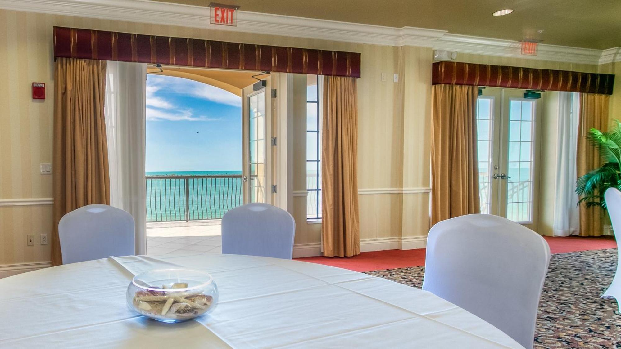 Holiday Inn & Suites Clearwater Beach By Ihg Екстер'єр фото