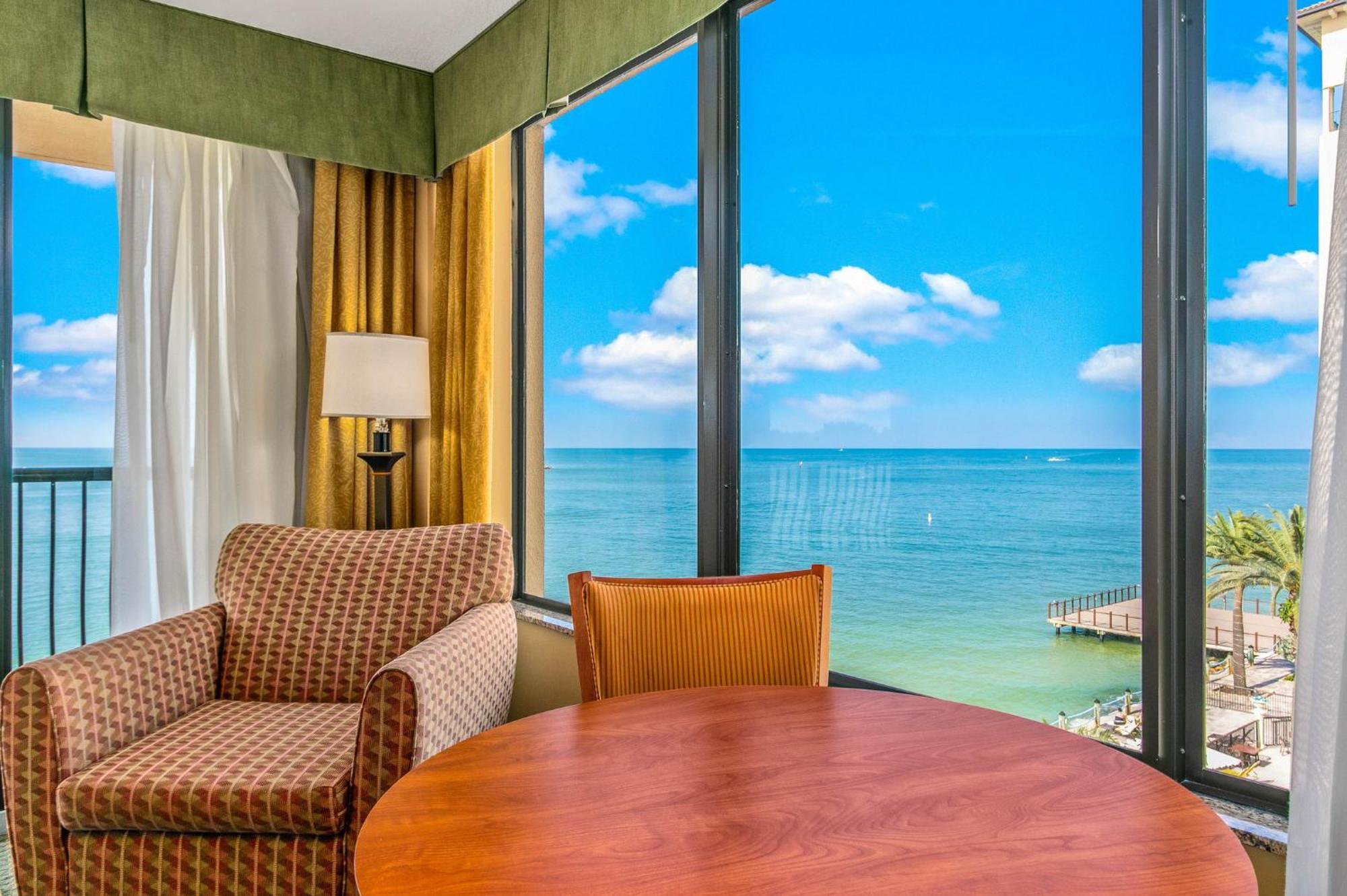 Holiday Inn & Suites Clearwater Beach By Ihg Екстер'єр фото